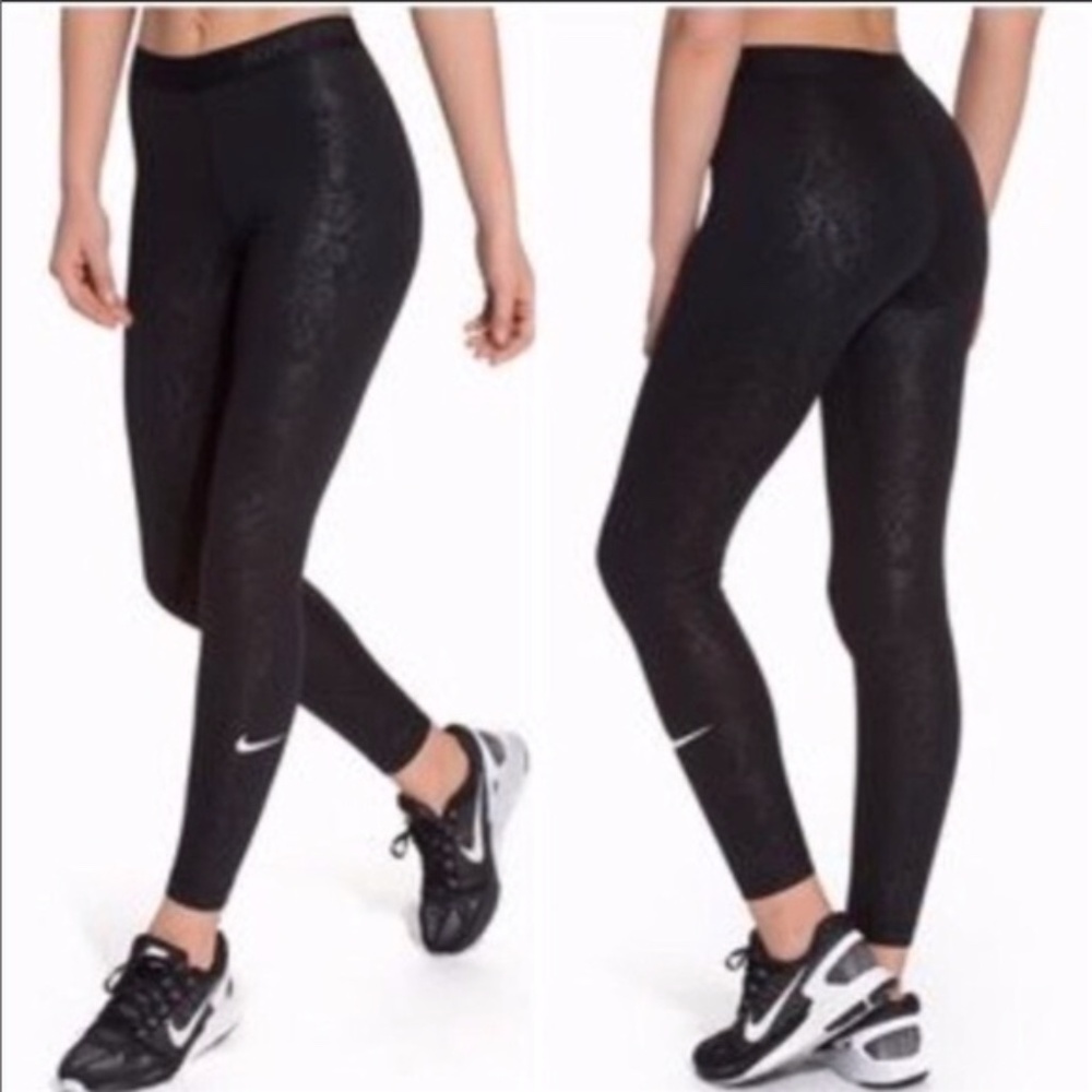 Nike Pro Women's Black Dri Fit Snakeskin Pull On Compression Leggings Size M